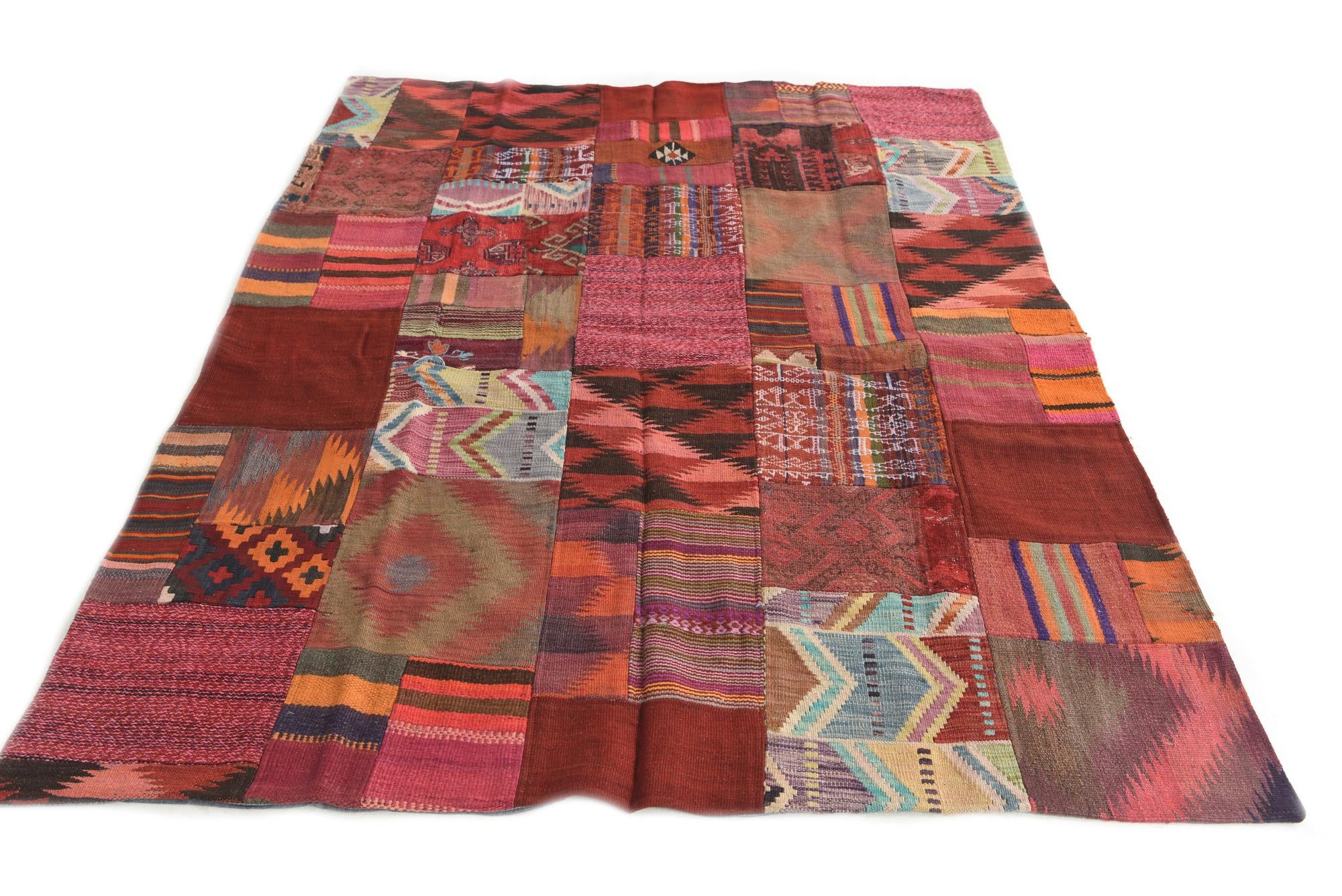 4' 10 x 6' 7 Hand Woven Kilim Patchwork Wool Rug