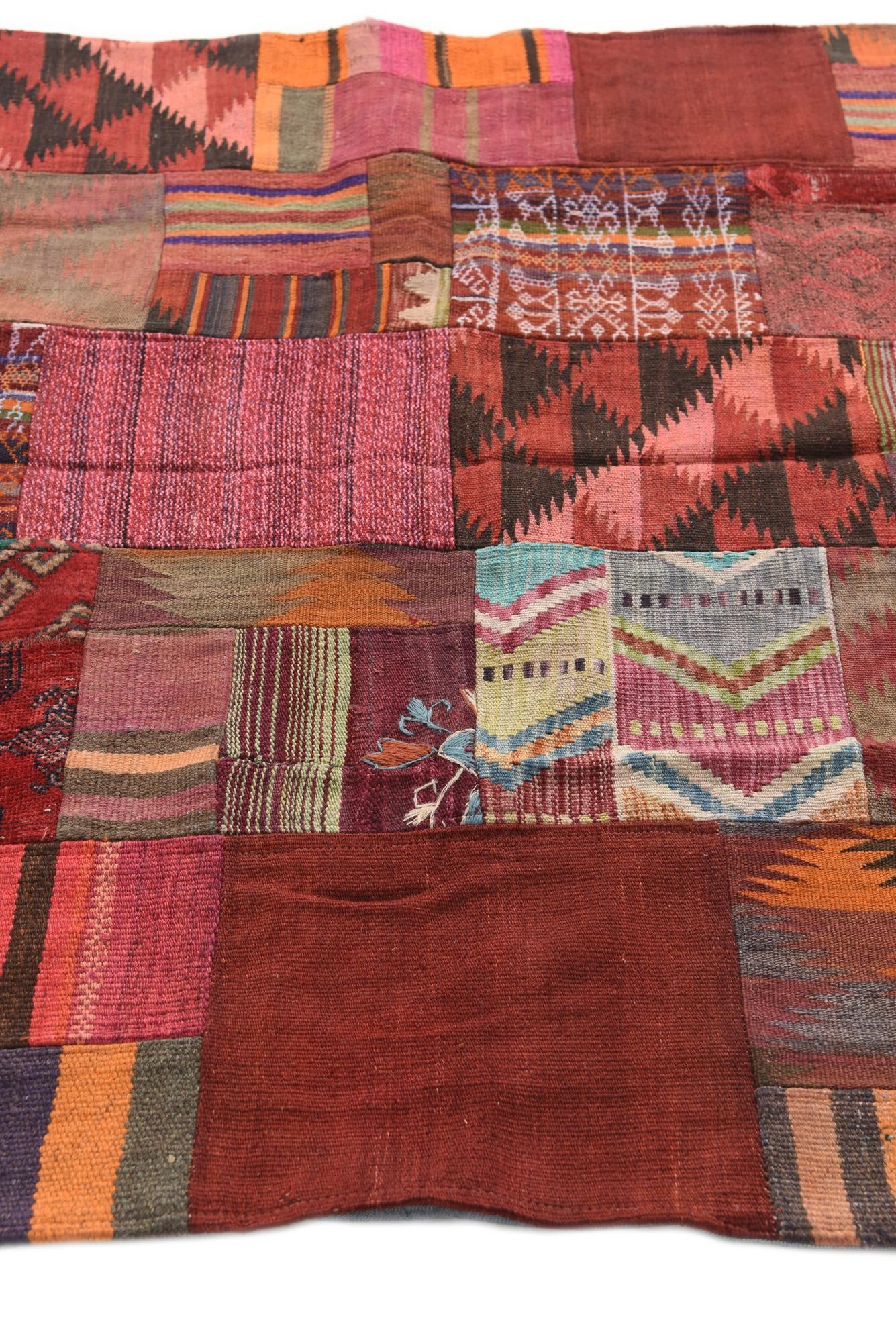 4' 10 x 6' 7 Hand Woven Kilim Patchwork Wool Rug