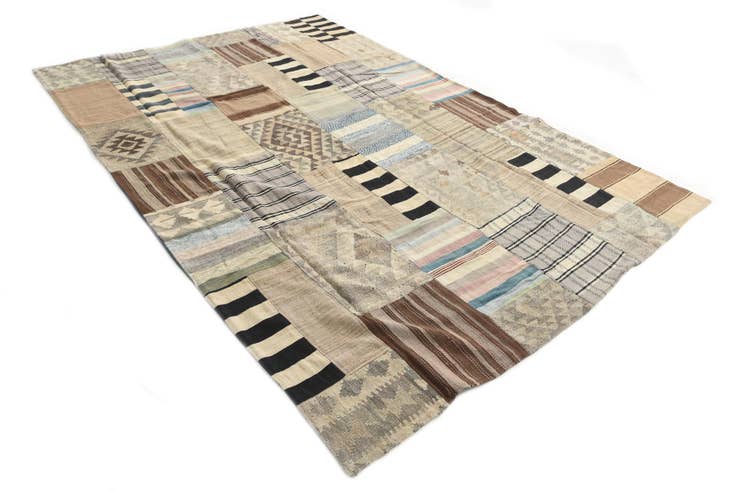 Detail image of 6' 6 x 9' 7 Hand Woven Kilim Patchwork Wool Rug