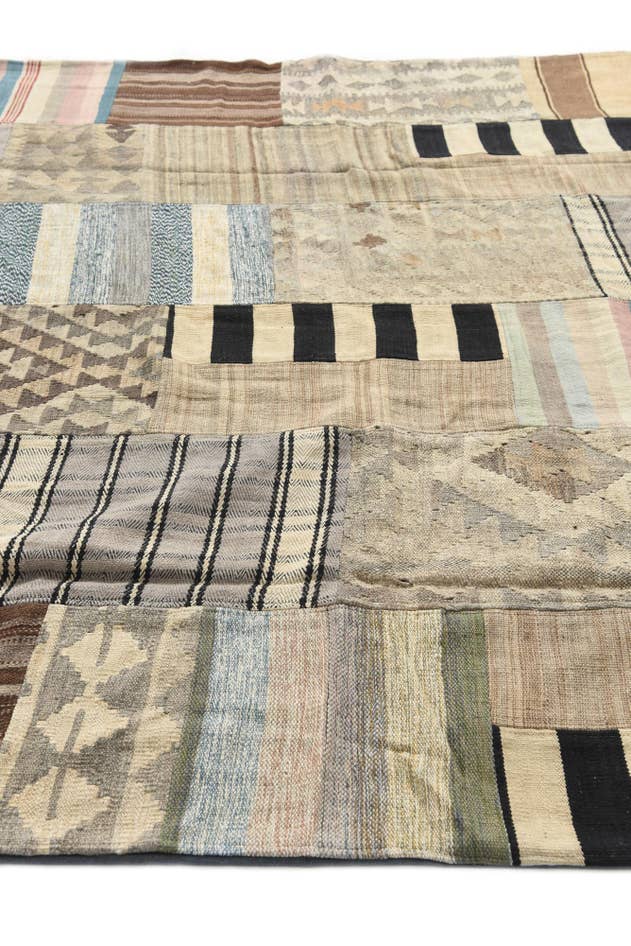 Detail image of 6' 6 x 9' 7 Hand Woven Kilim Patchwork Wool Rug