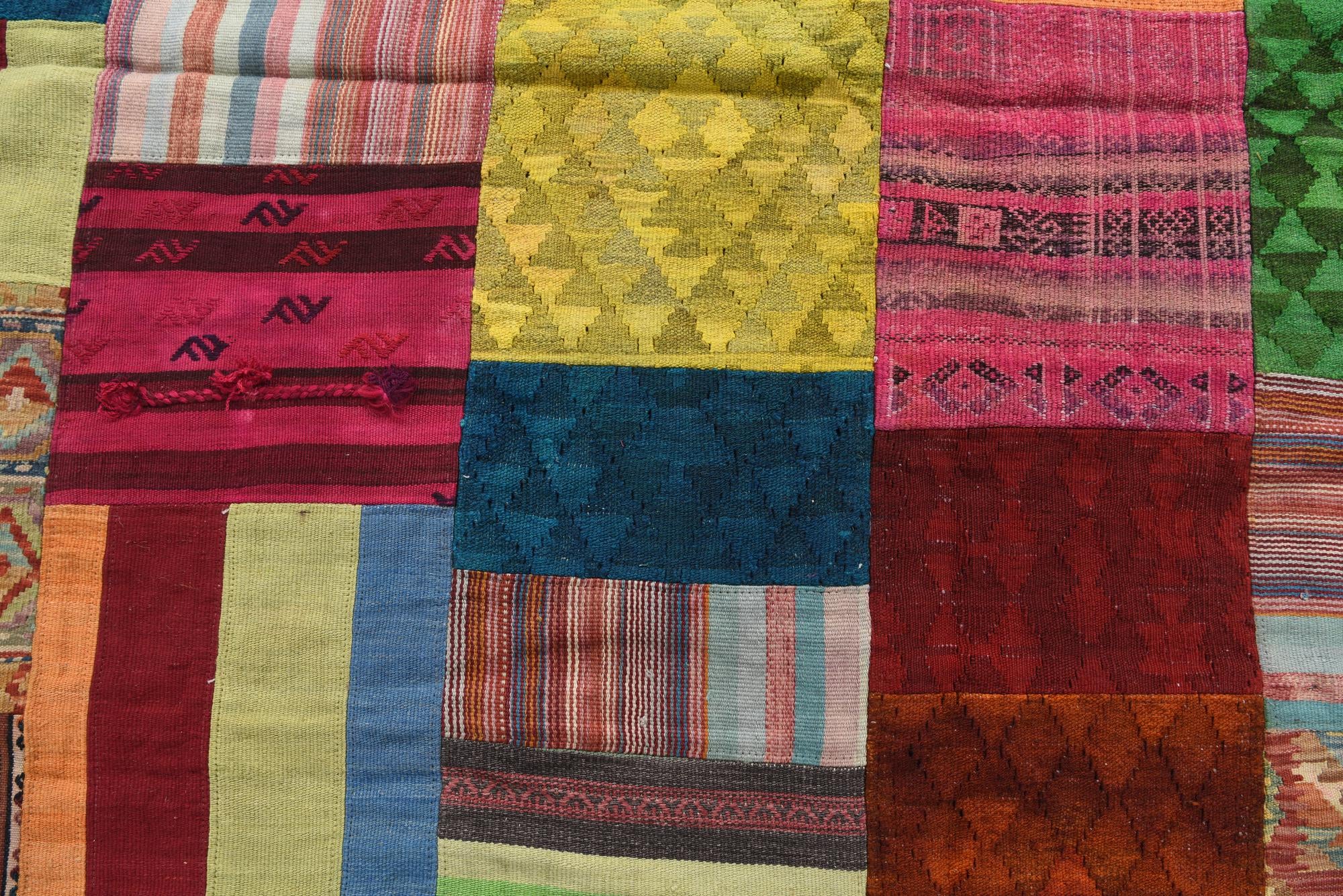 5' 7 x 8' Hand Woven Kilim Patchwork Wool Rug