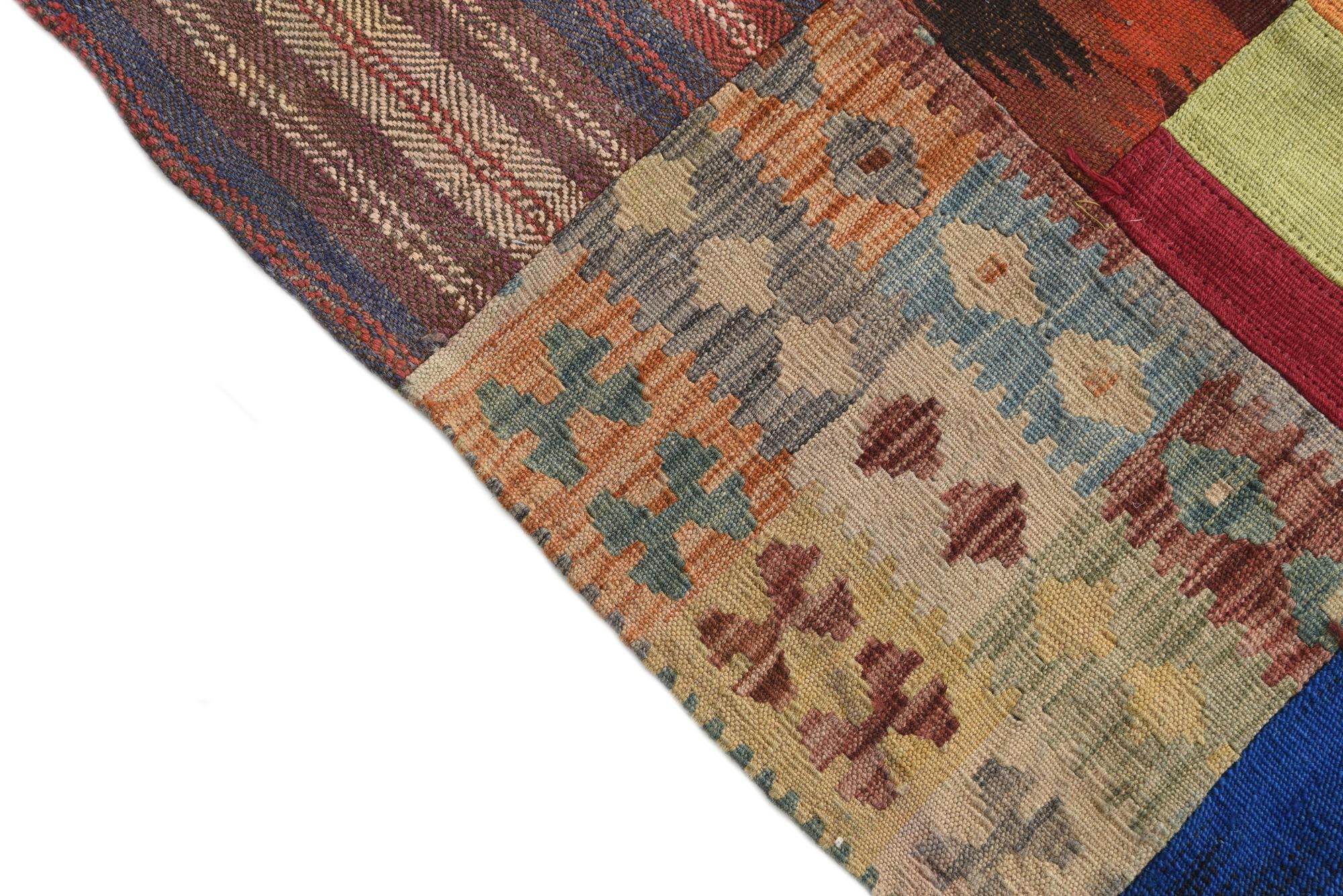 5' 5 x 7' 8 Hand Woven Kilim Patchwork Wool Rug
