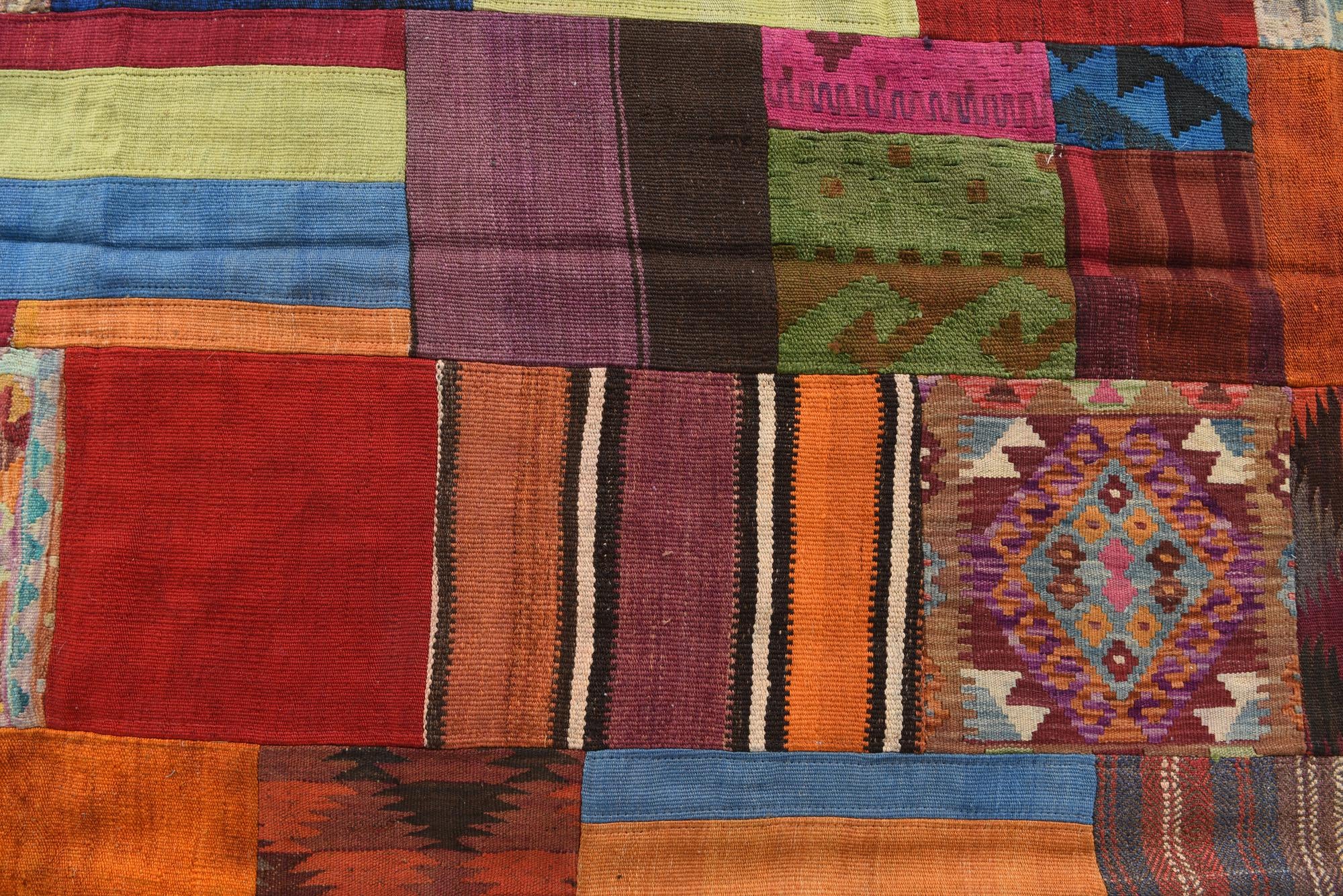 5' 5 x 7' 8 Hand Woven Kilim Patchwork Wool Rug