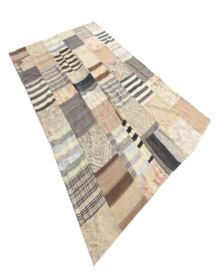 Detail image of 6' 5 x 9' 6  Hand Woven Kilim Patchwork Wool Rug