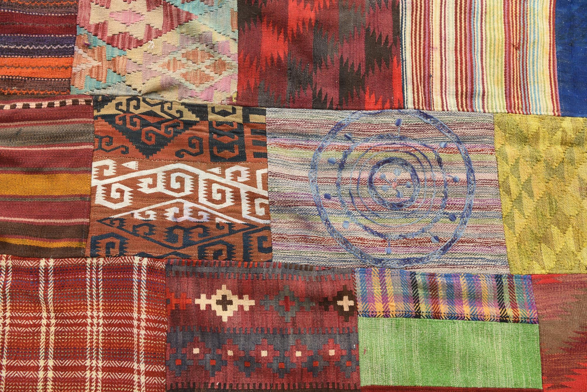 6' 8 x 9' 10 Hand Woven Kilim Patchwork Wool Rug