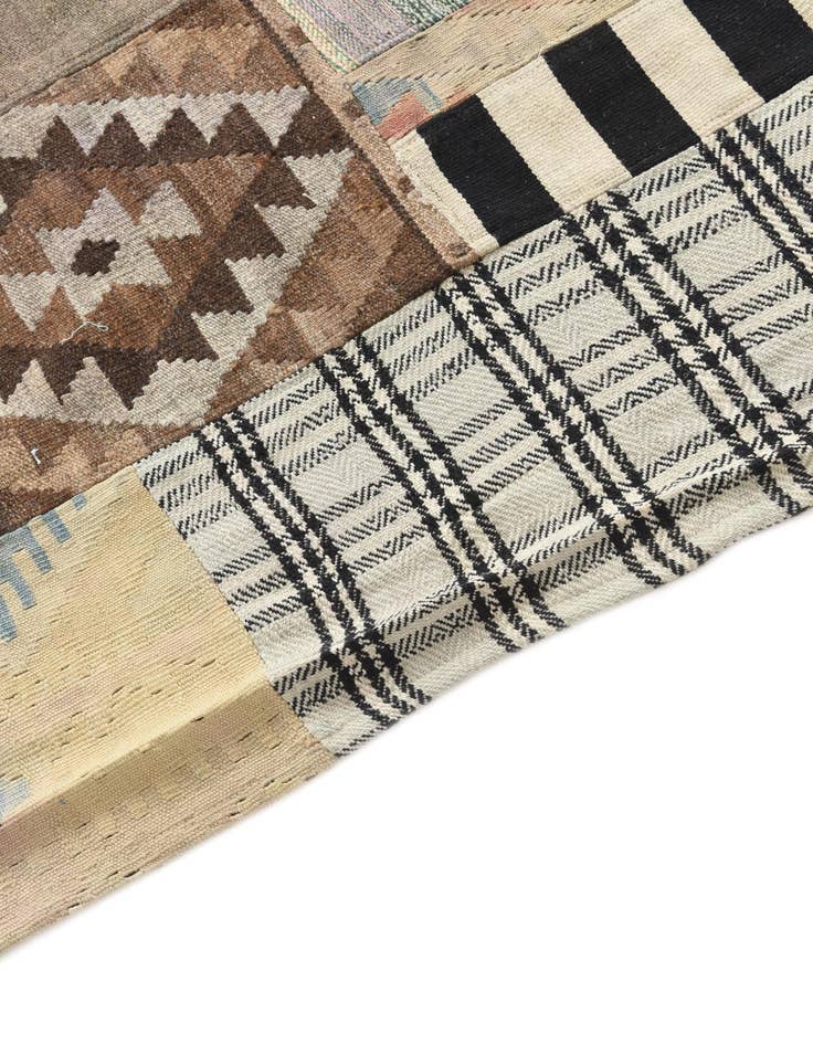 Detail image of 6' 5 x 9' 7 Hand Woven Kilim Patchwork Wool Rug