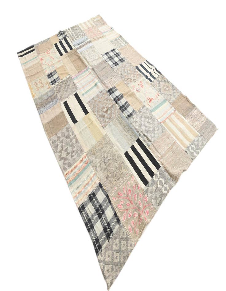 Detail image of 6' 4 x 9' 8  Hand Woven Kilim Patchwork Wool Rug