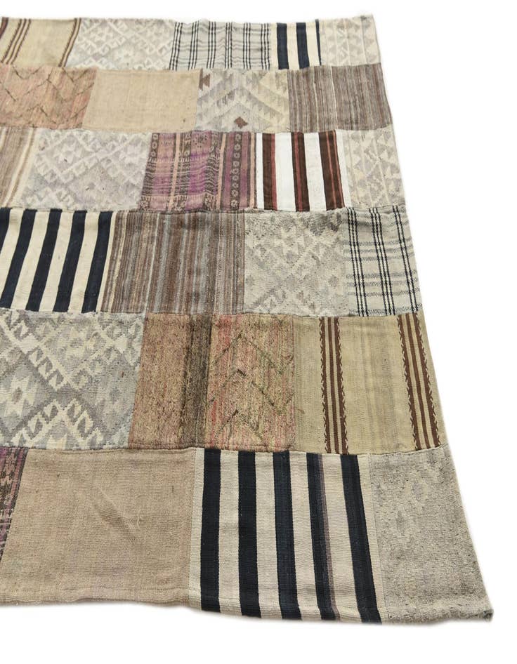 Detail image of 6' 5 x 9' 3  Hand Woven Kilim Patchwork Wool Rug