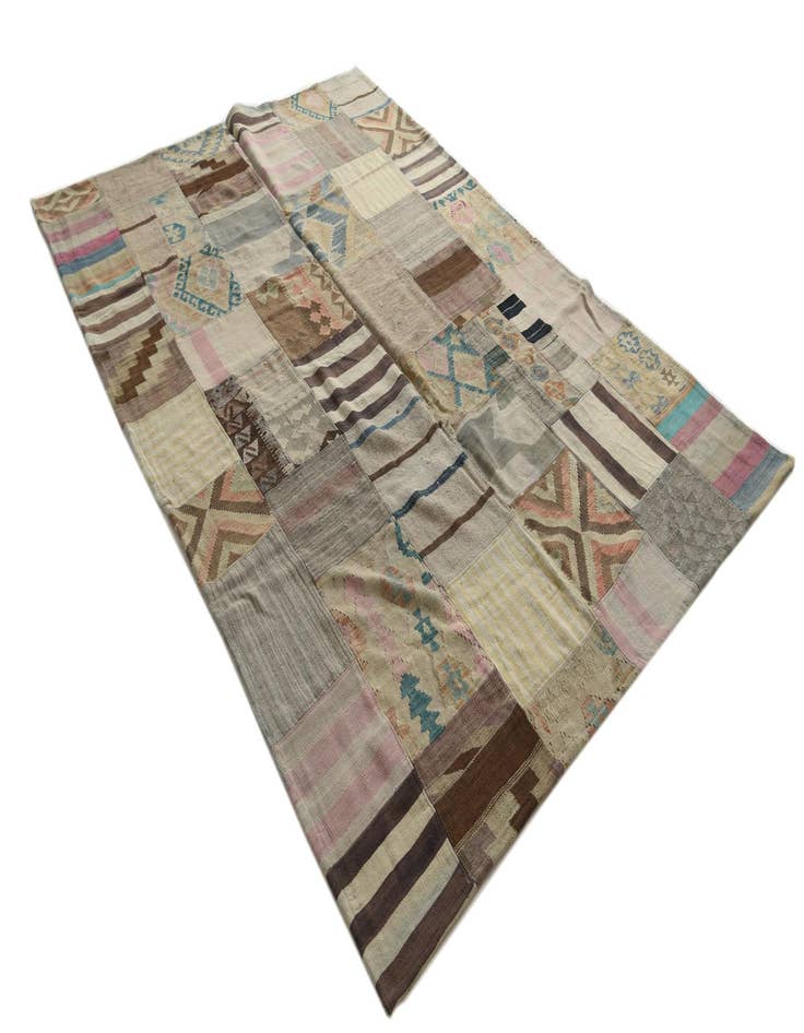 Detail image of 6' 5 x 9' 7  Hand Woven Kilim Patchwork Wool Rug