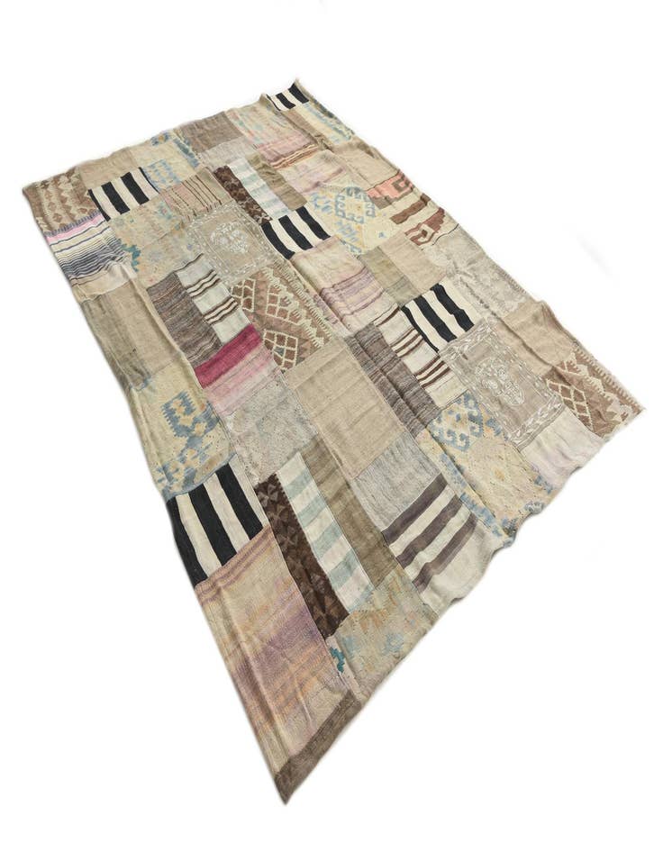 Detail image of 6' 5 x 9'  Hand Woven Kilim Patchwork Wool Rug