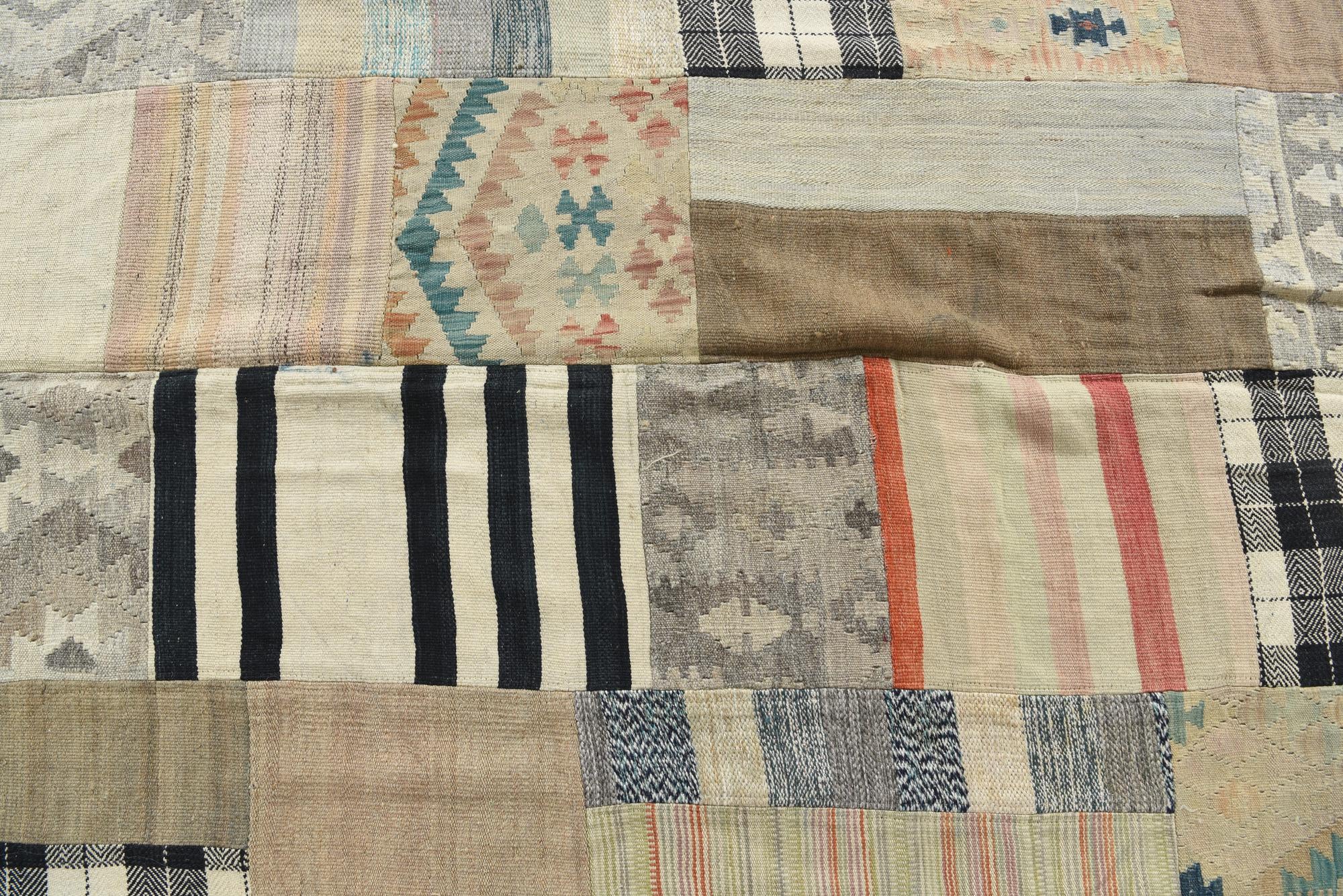 6' 5 x 9' 5 Hand Woven Kilim Patchwork Wool Rug