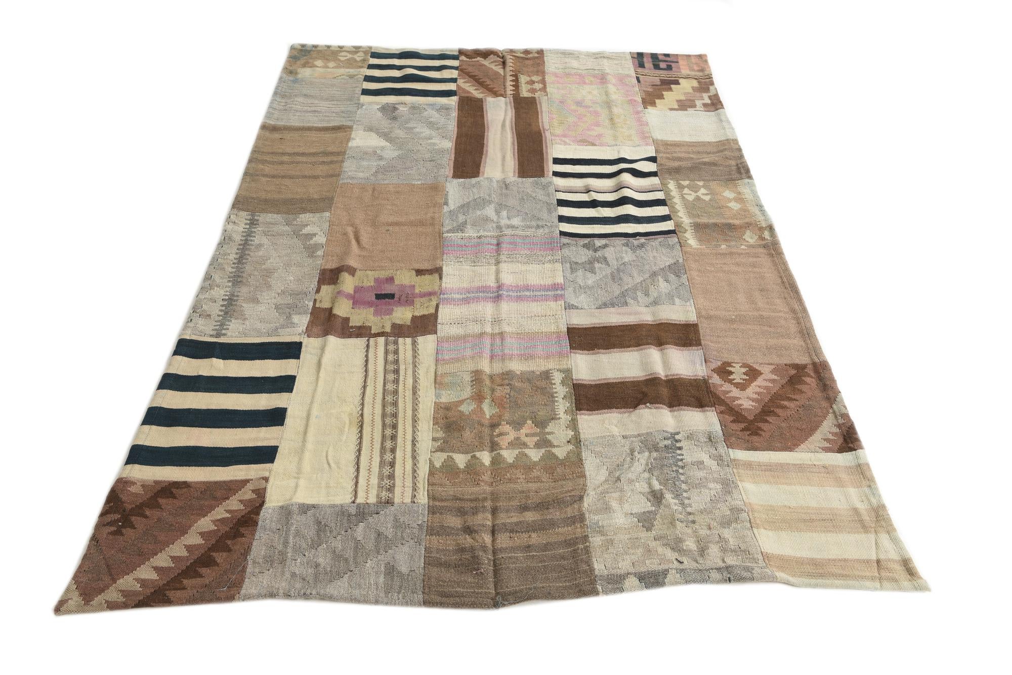 5' 2 x 7' 9 Hand Woven Kilim Patchwork Wool Rug