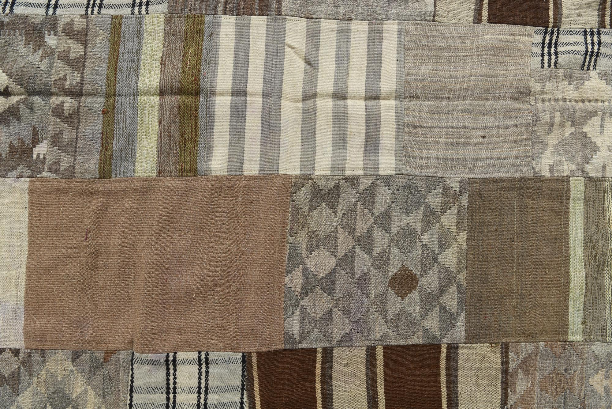 5' 4 x 9' 2 Hand Woven Kilim Patchwork Wool Rug