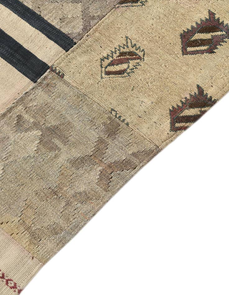 Detail image of 6' 7 x 9' 9  Hand Woven Kilim Patchwork Wool Rug