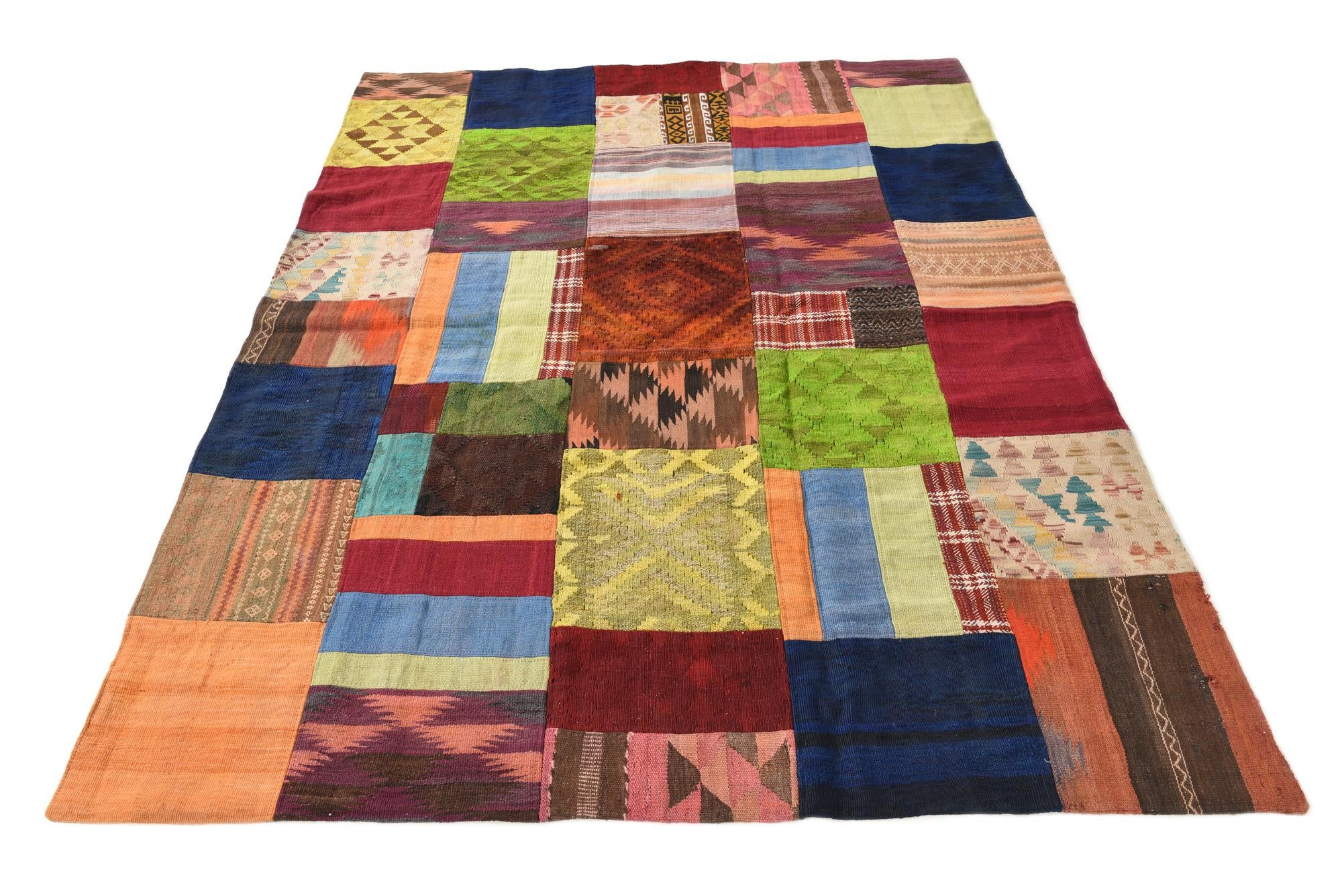 5' 9 x 7' 6 Hand Woven Kilim Patchwork Wool Rug