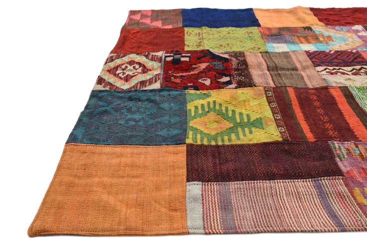 Detail image of 4' 2 x 5' 10 Hand Woven Kilim Patchwork Wool Rug
