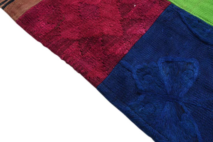Detail image of 6' 8 x 9' 5 Hand Woven Kilim Patchwork Wool Rug