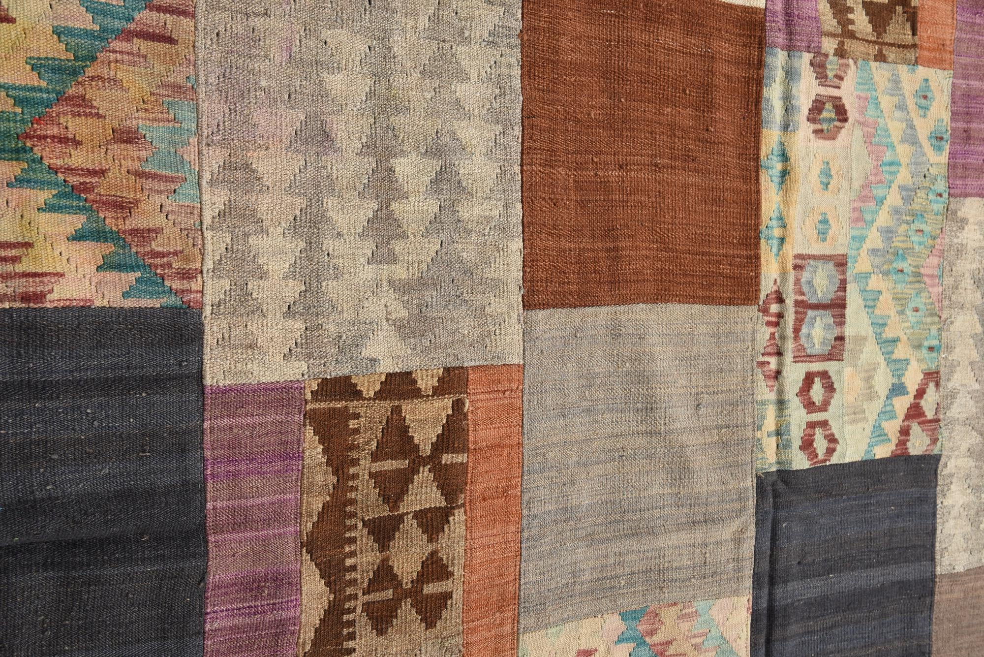 6' x 7' 7 Hand Woven Kilim Patchwork Wool Rug