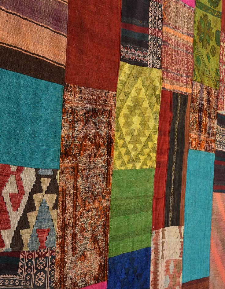 Detail image of 6' 7 x 9' 10  Hand Woven Kilim Patchwork Wool Rug