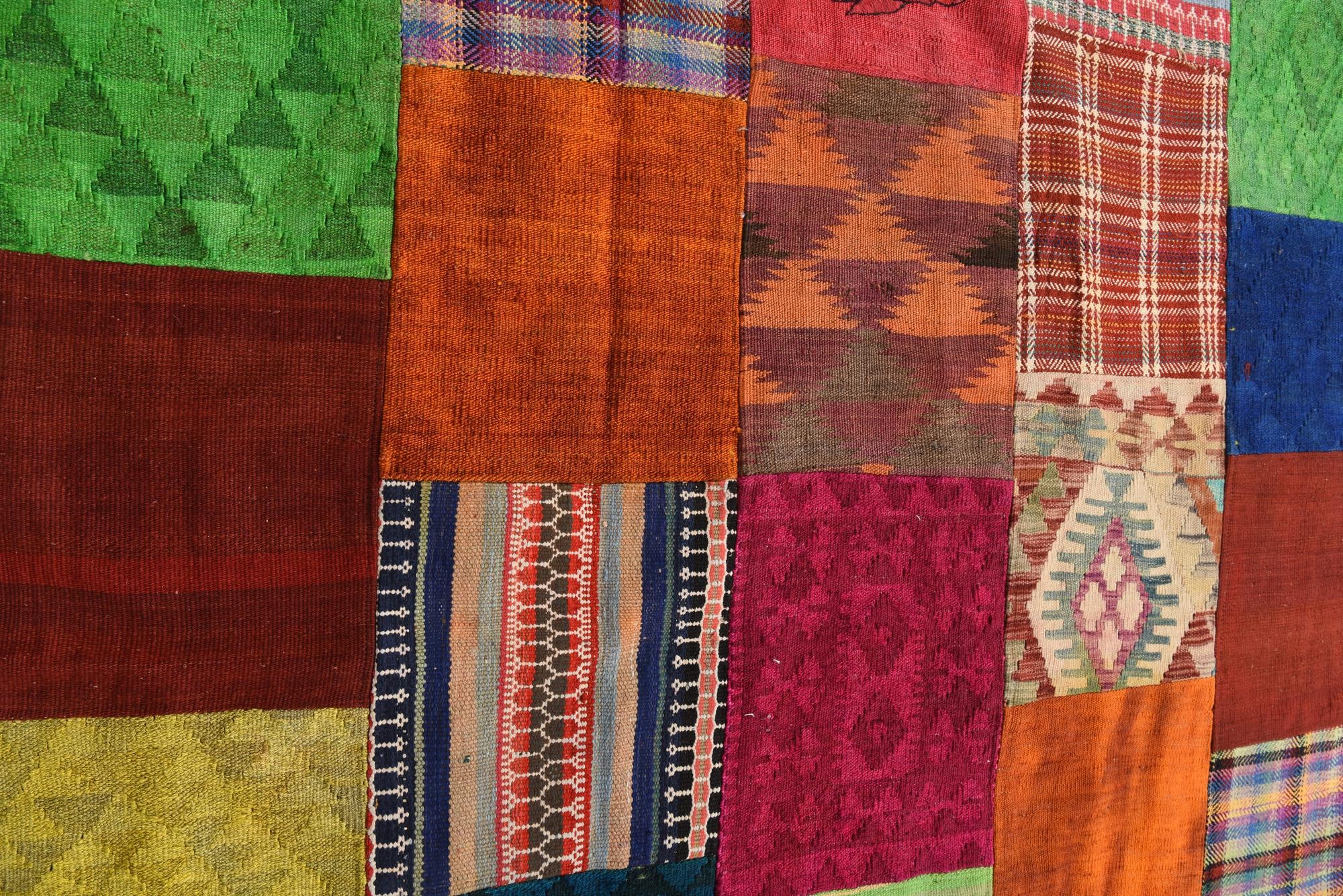 5' 5 x 7' 9 Hand Woven Kilim Patchwork Wool Rug