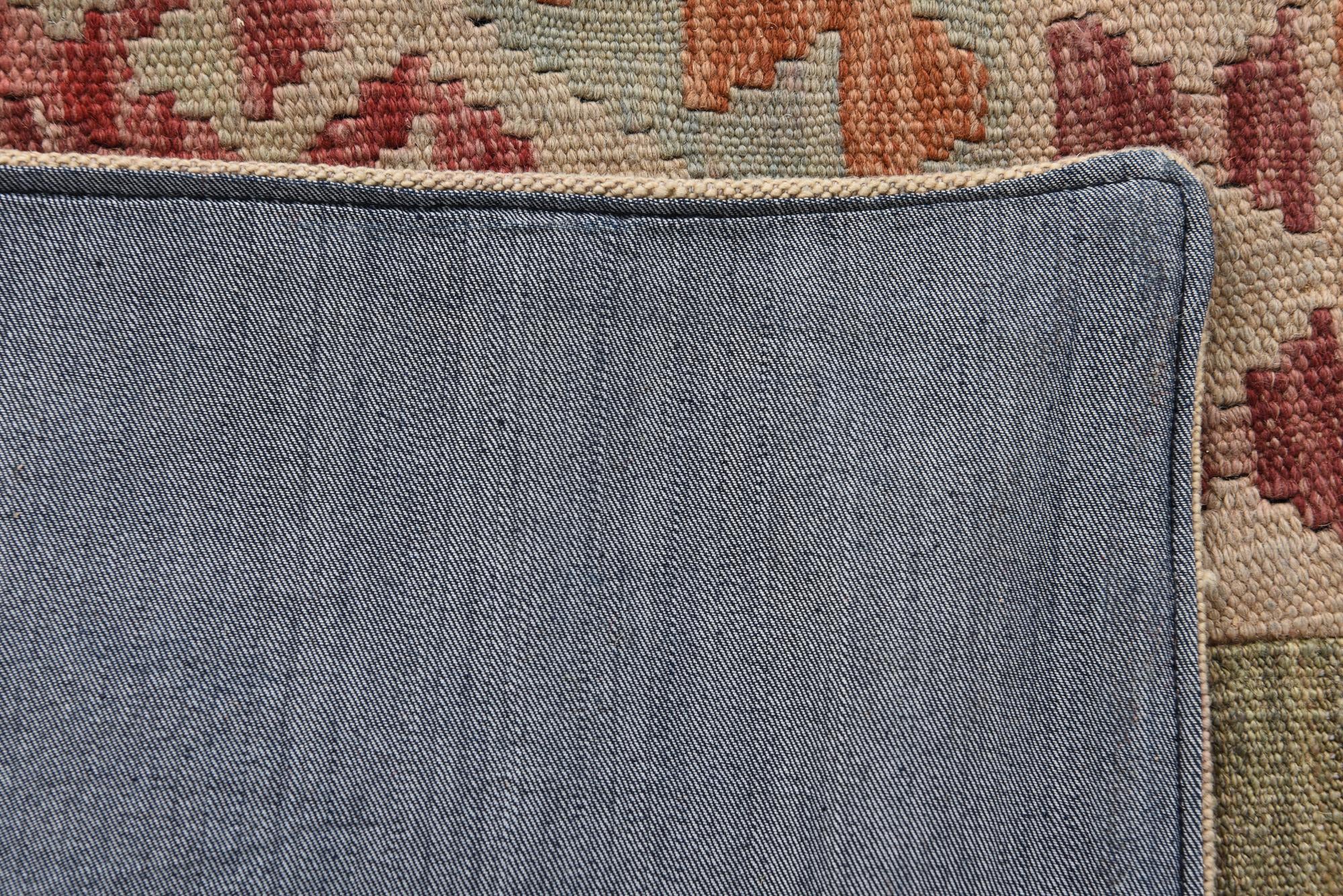 6' 7 x 9' 10 Hand Woven Kilim Patchwork Wool Rug