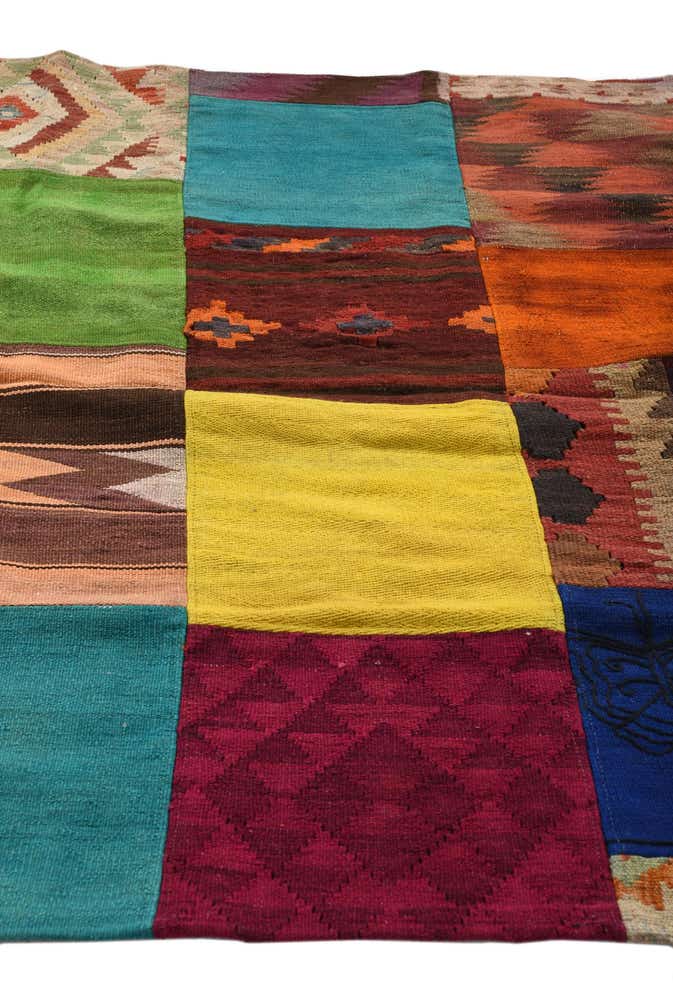 4' 9 x 6' 7 Hand Woven Kilim Patchwork Wool Rug