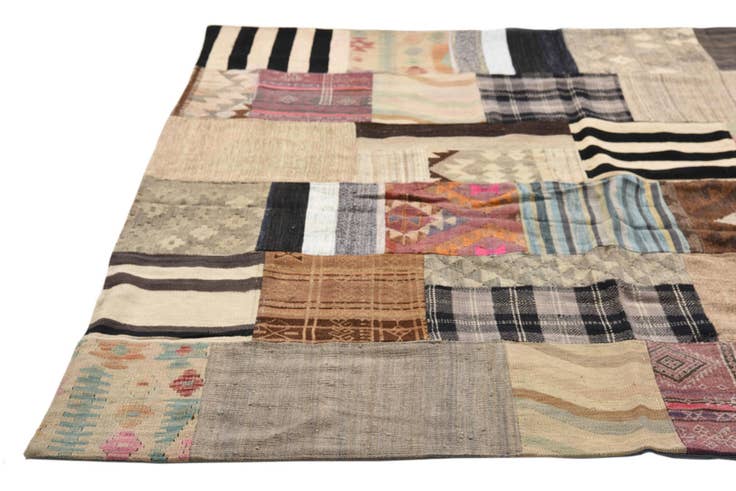 Detail image of 6' 5 x 10' Hand Woven Kilim Patchwork Wool Rug