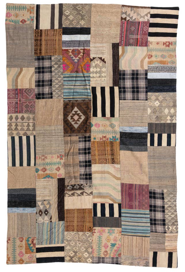 Detail image of 6' 5 x 10' Hand Woven Kilim Patchwork Wool Rug