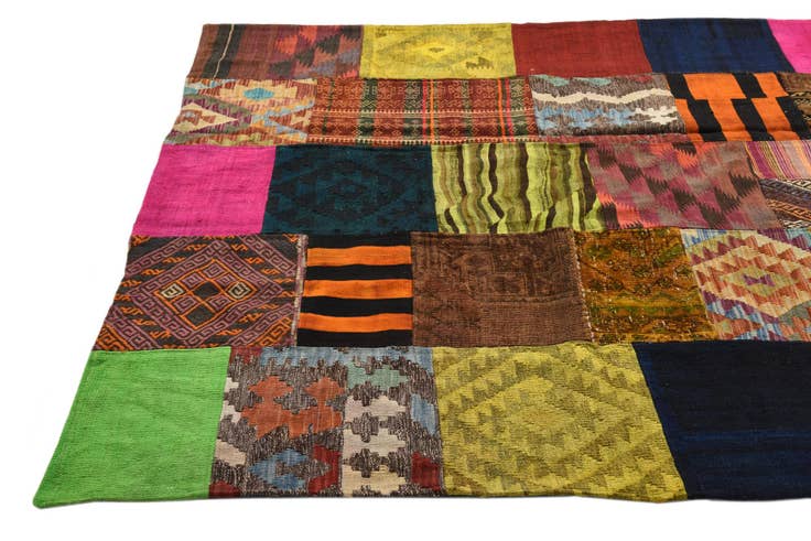 Detail image of 5' 8 x 7' 9 Hand Woven Kilim Patchwork Wool Rug