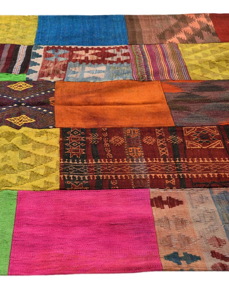 Detail image of 5' 6 x 7' 8  Hand Woven Kilim Patchwork Wool Rug