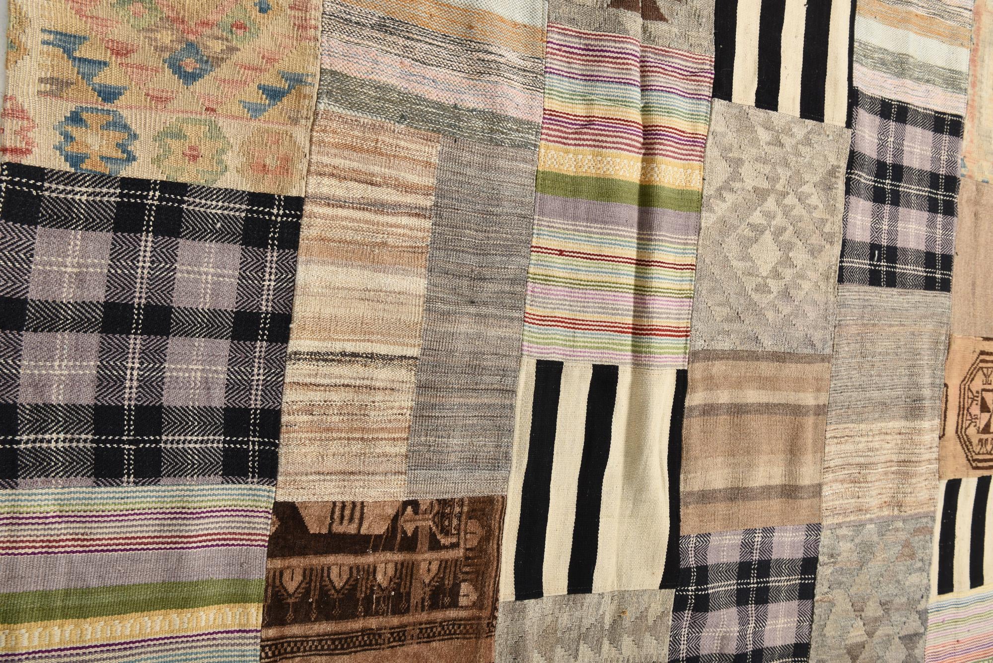 6' 6 x 9' 9 Hand Woven Kilim Patchwork Wool Rug