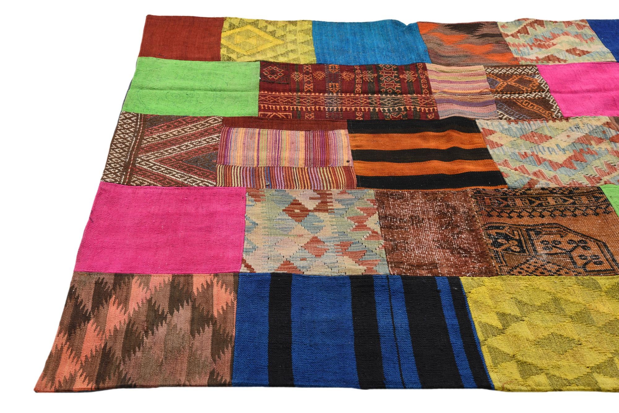 5' 5 x 7' 10 Hand Woven Kilim Patchwork Wool Rug
