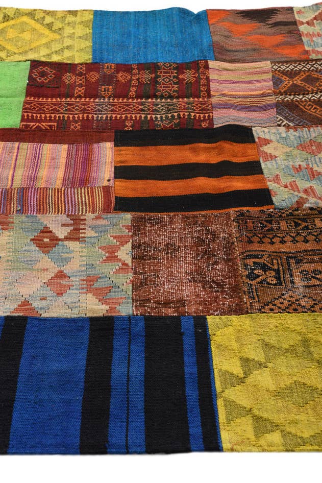 Detail image of 5' 5 x 7' 10 Hand Woven Kilim Patchwork Wool Rug