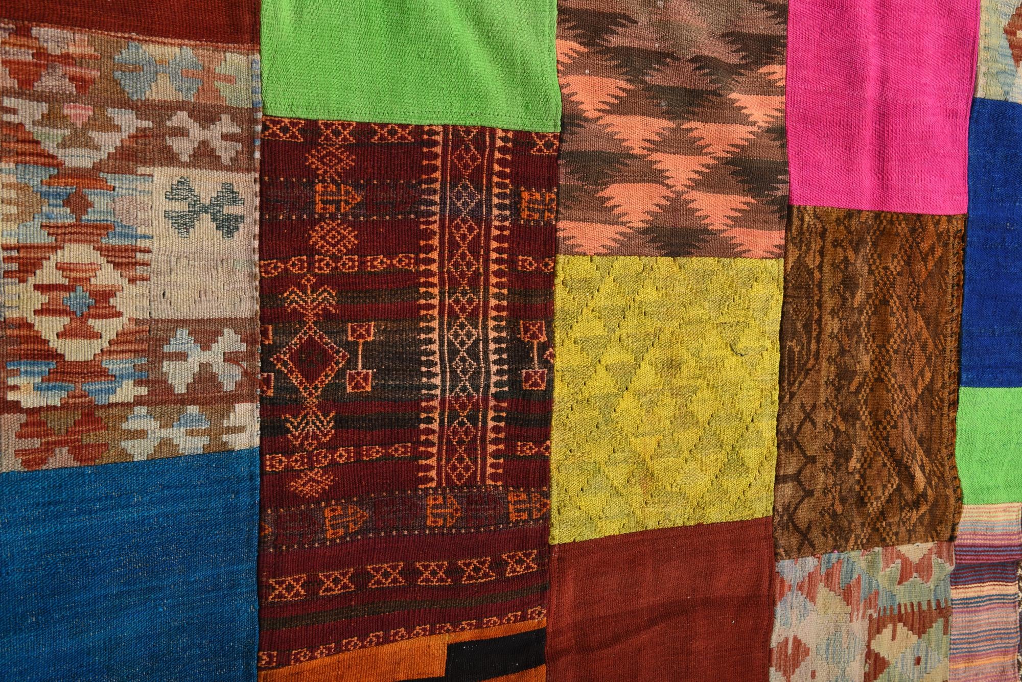 5' 5 x 7' 10 Hand Woven Kilim Patchwork Wool Rug