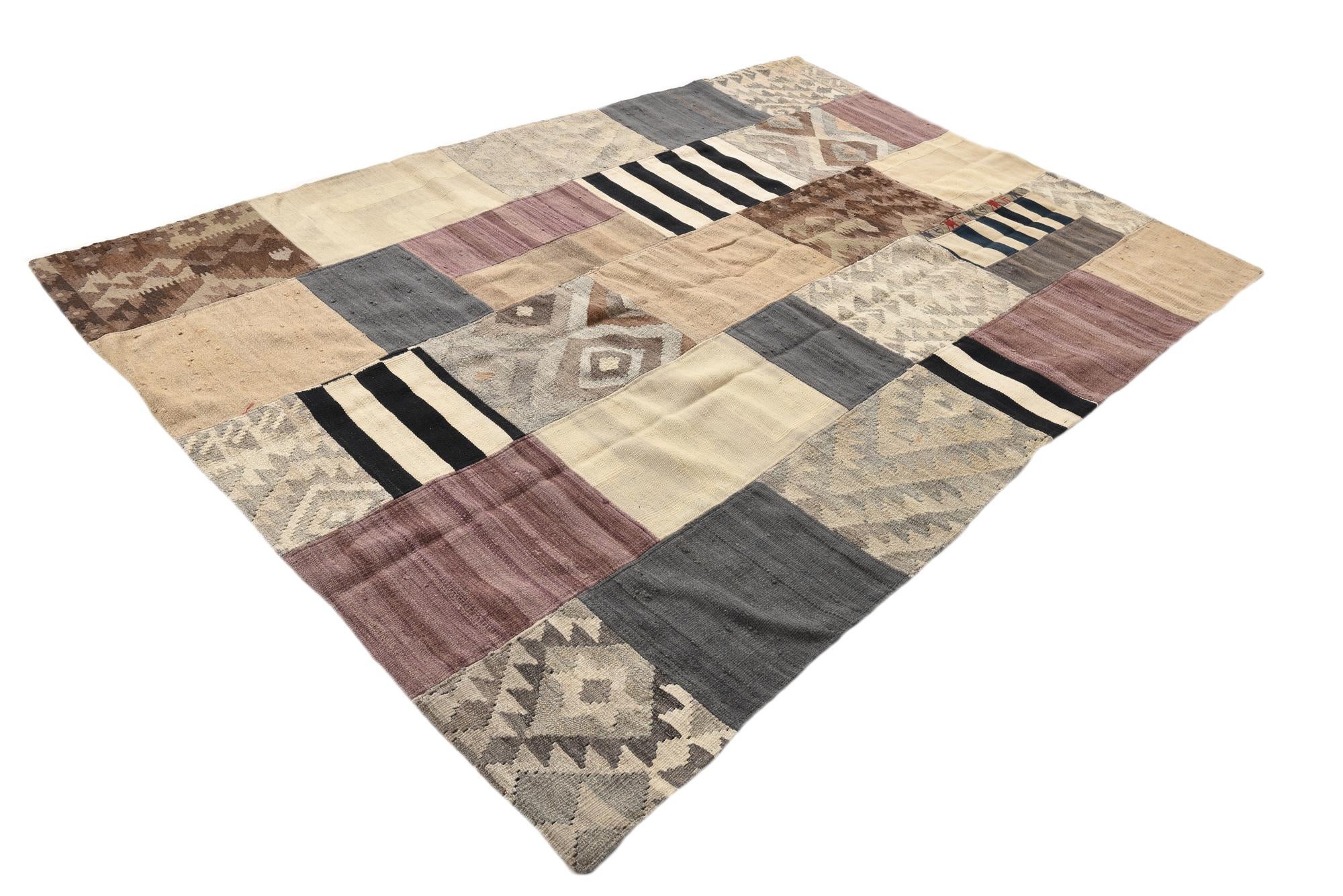 5' 5 x 7' 10 Hand Woven Kilim Patchwork Wool Rug