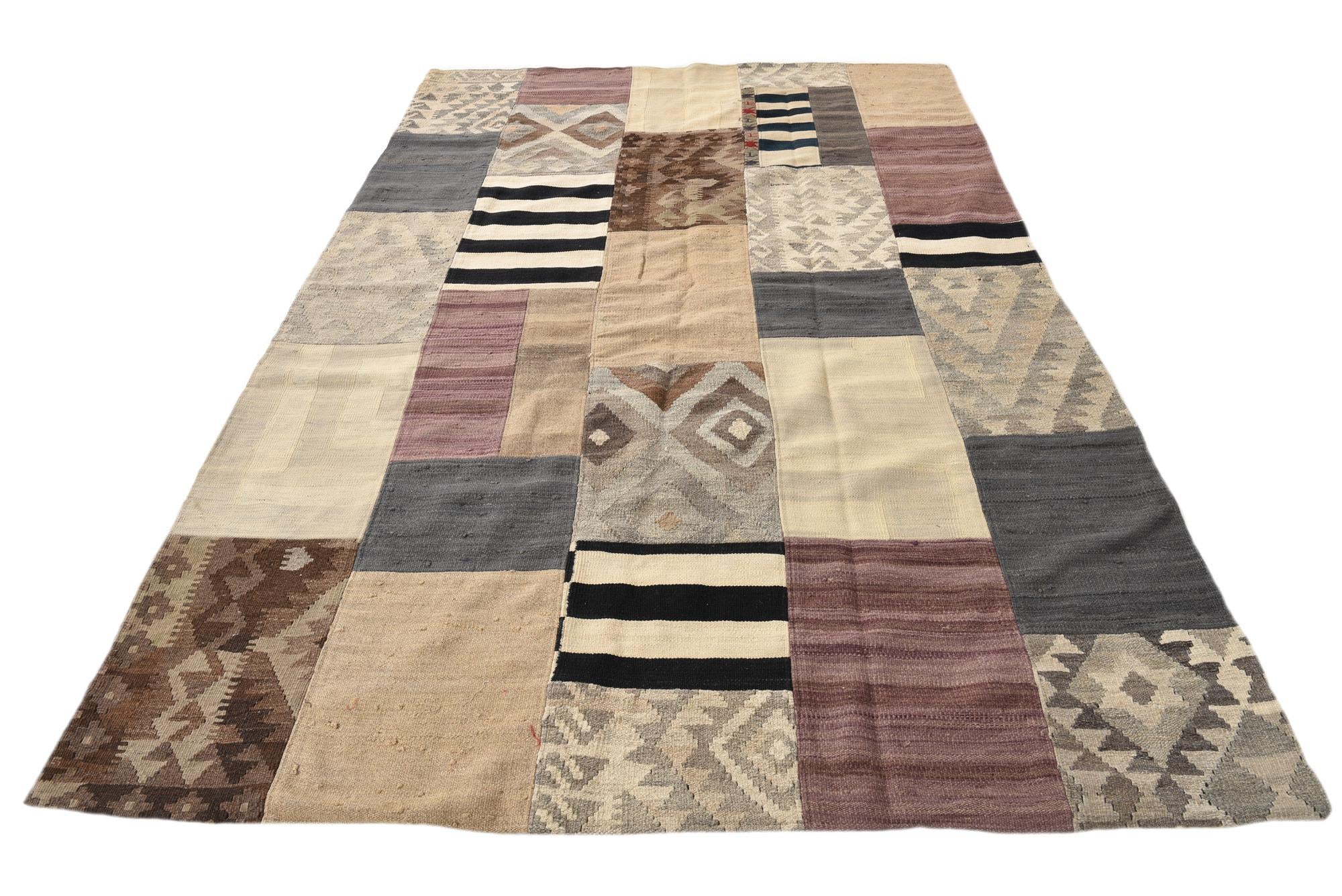 5' 5 x 7' 10 Hand Woven Kilim Patchwork Wool Rug