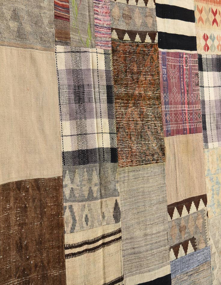 Detail image of 5' 5 x 7' 11  Hand Woven Kilim Patchwork Wool Rug