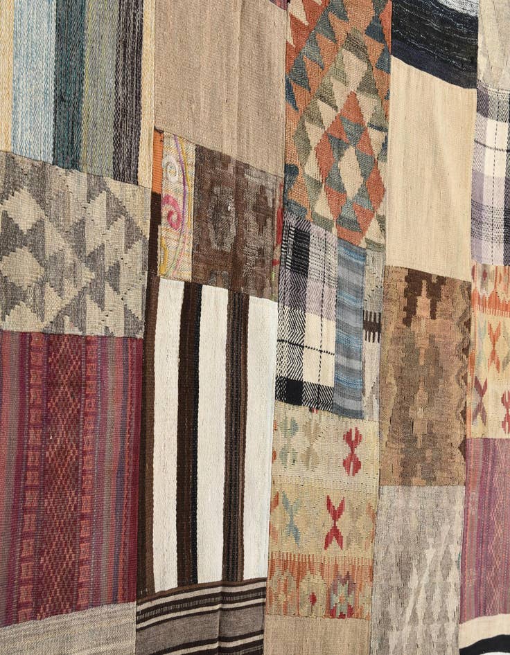 Detail image of 5' 5 x 7' 11  Hand Woven Kilim Patchwork Wool Rug