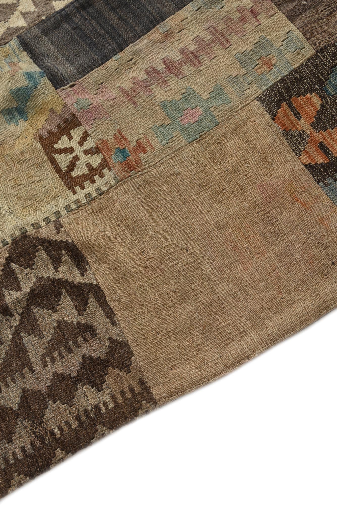 6' x 8' Hand Woven Kilim Patchwork Wool Rug
