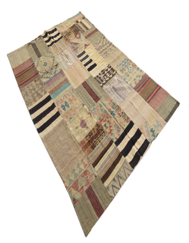 Detail image of 5' 6 x 8' Hand Woven Kilim Patchwork Wool Rug
