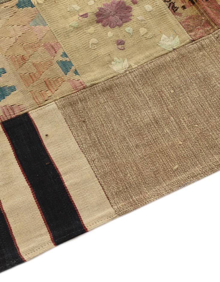Detail image of 5' 6 x 8' Hand Woven Kilim Patchwork Wool Rug
