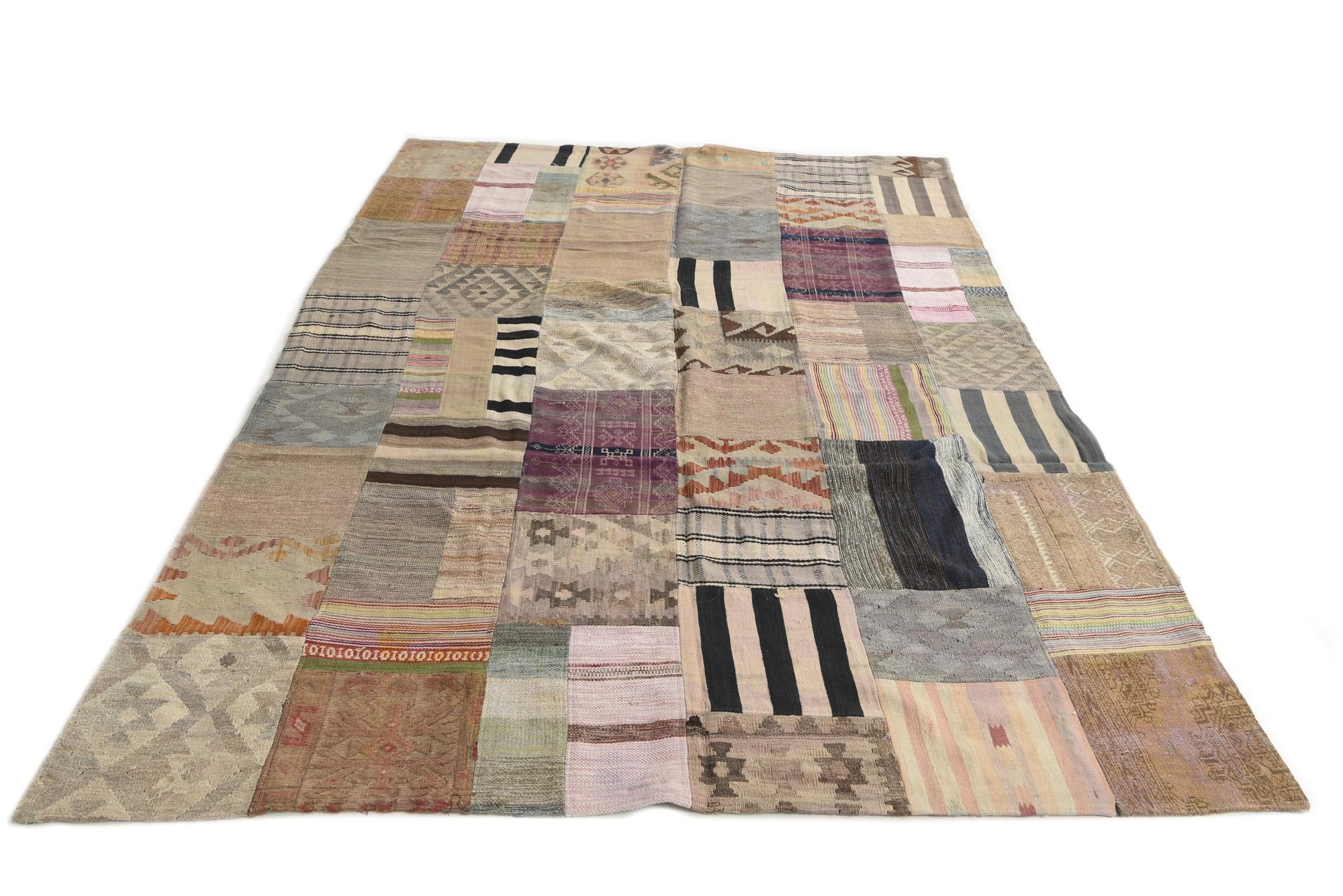 6' 7 x 9' 10 Hand Woven Kilim Patchwork Wool Rug