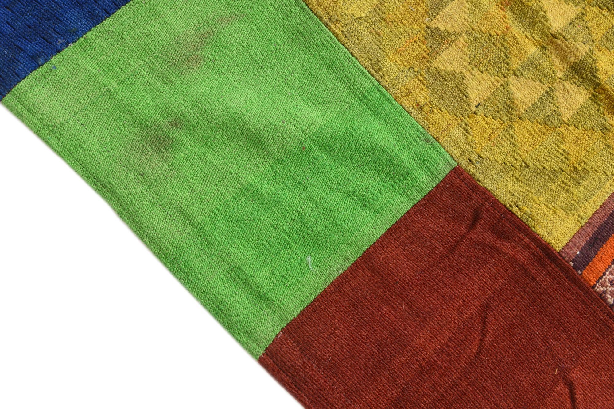 5' 6 x 8' Hand Woven Kilim Patchwork Wool Rug