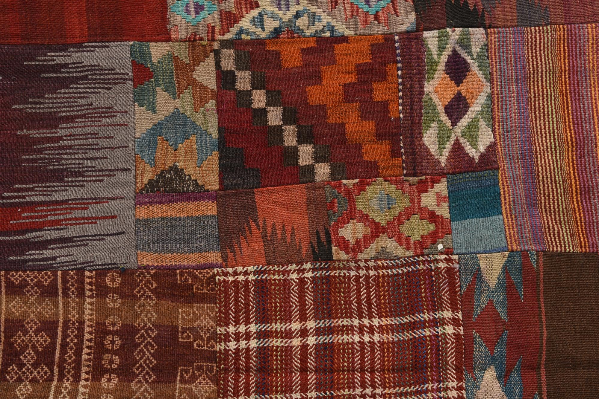 5' 5 x 7' 9 Hand Woven Kilim Patchwork Wool Rug