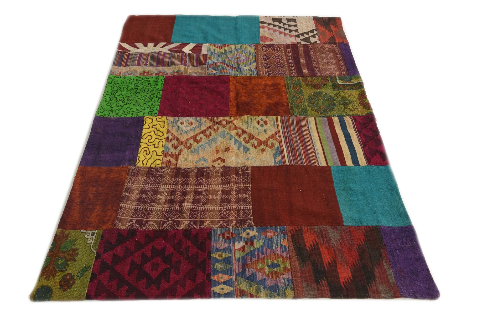 4' 8 x 6' 8 Hand Woven Kilim Patchwork Wool Rug