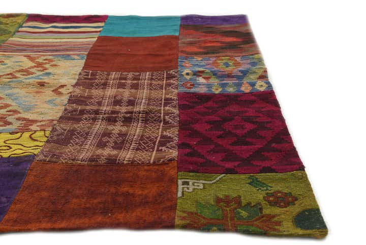 4' 8 x 6' 8 Hand Woven Kilim Patchwork Wool Rug