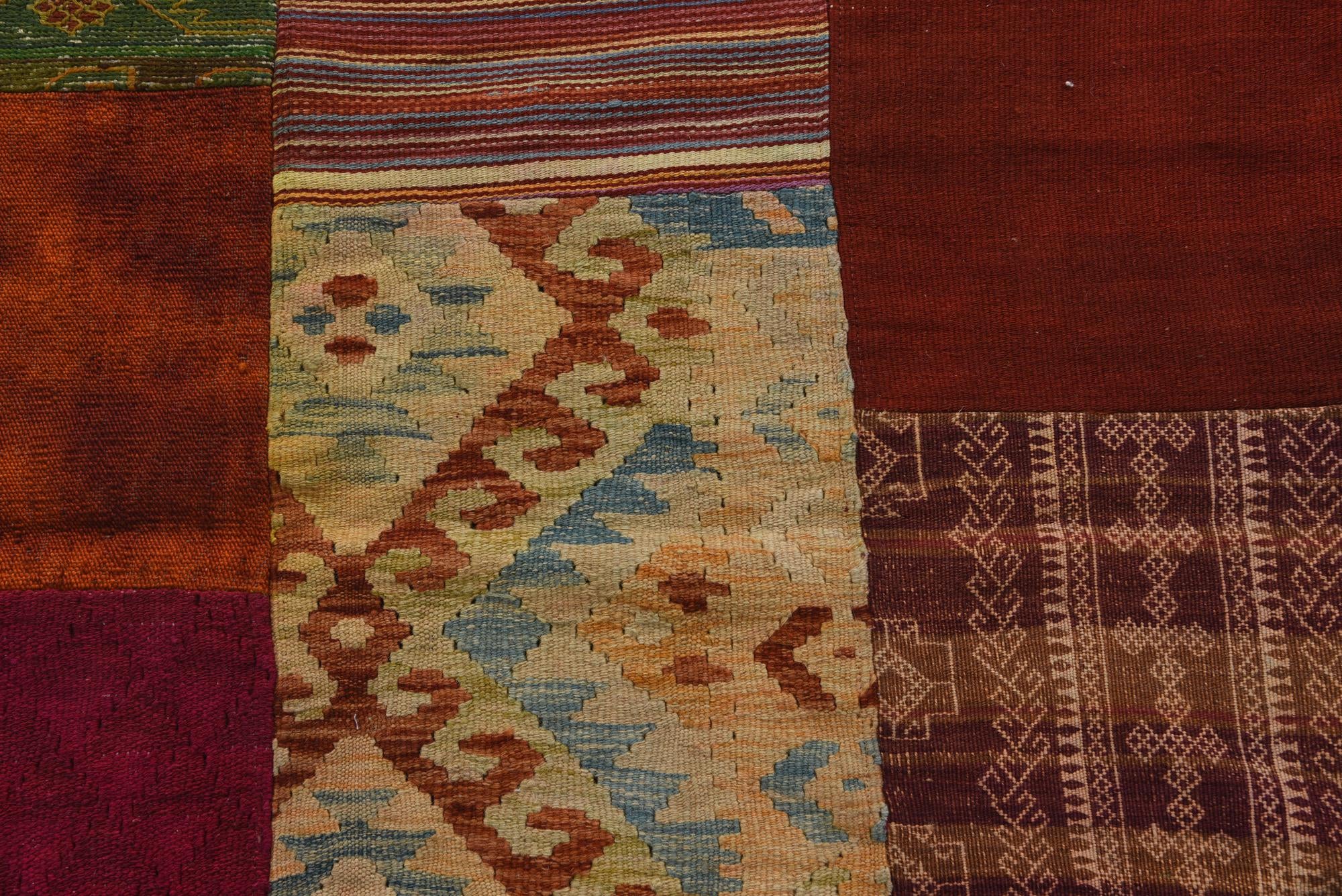 4' 8 x 6' 8 Hand Woven Kilim Patchwork Wool Rug