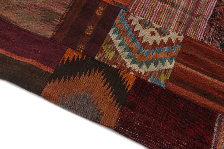 Detail image of 4' x 6' Hand Woven Kilim Patchwork Wool Rug