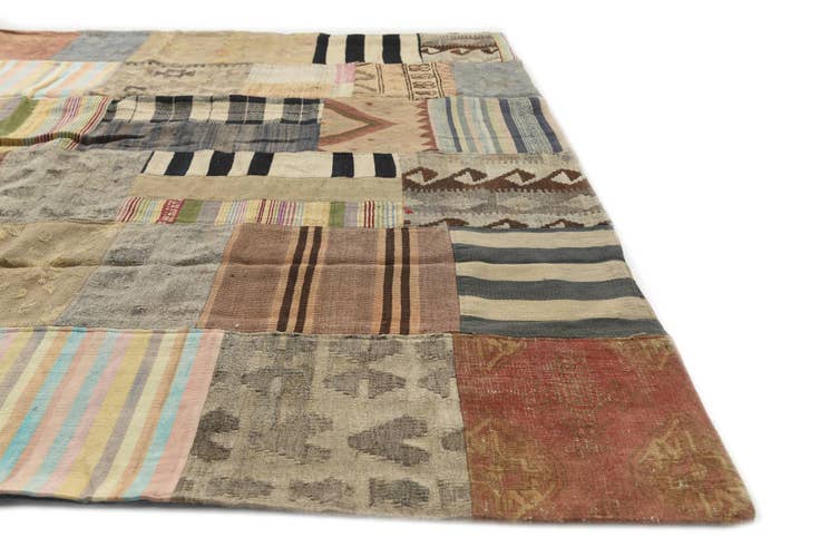 Detail image of 6' 8 x 9' 10 Hand Woven Kilim Patchwork Wool Rug