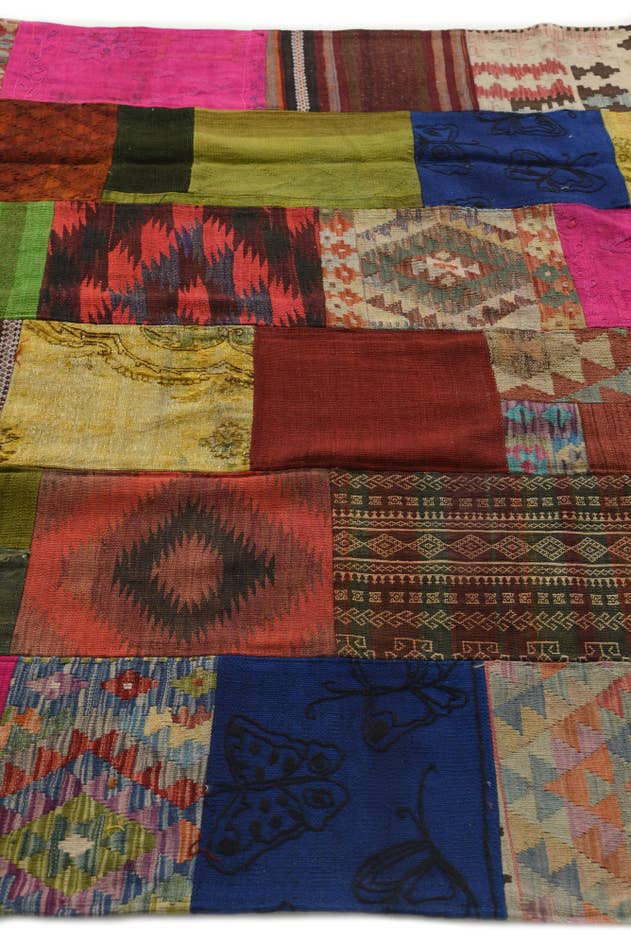Detail image of 6' 8 x 9' 6 Hand Woven Kilim Patchwork Wool Rug